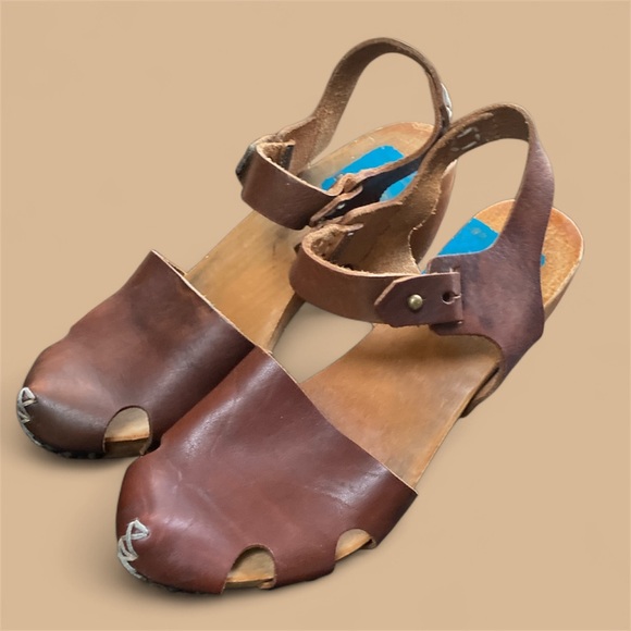 Vintage Y2K Diesel Wooden Leather Brown Clogs size 8 - Picture 2 of 8